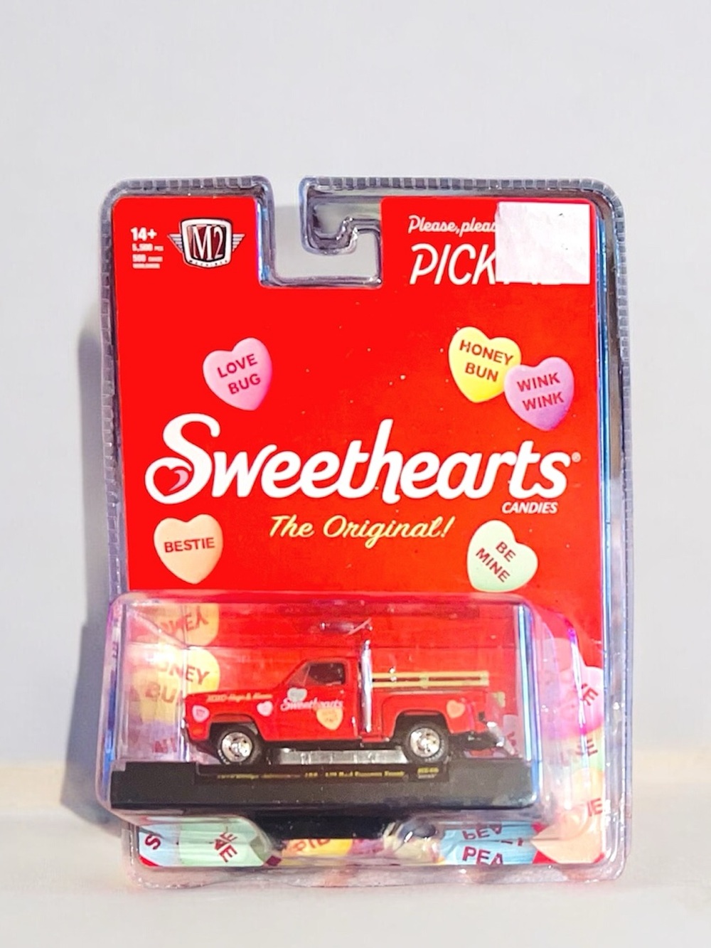 M2 Machines 1978 Dodge Adventurer 150-Li'l Red Express Truck - Sweethearts 1:64